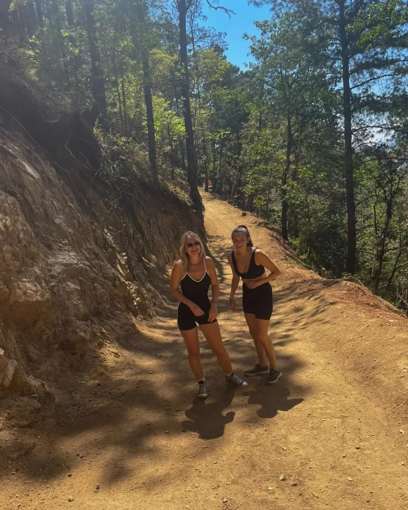 Hiking trail in San Jose del Pacifico